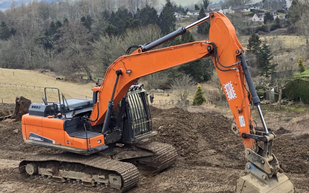 DOOSAN DX225