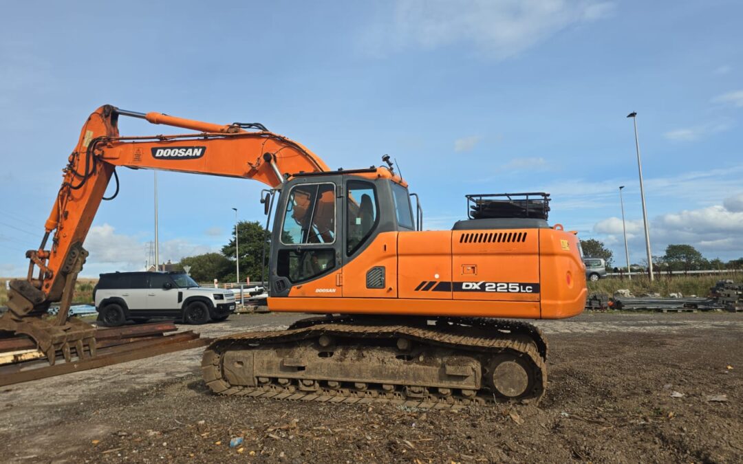 DOOSAN DX225 LC