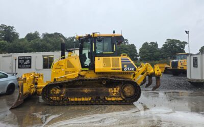 KOMATSU D61PX